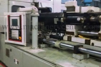 2000 UNILOY U750-60 Blow Molders - PET | Machinery Center (2)